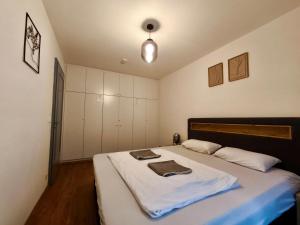 Family Suites & Parking