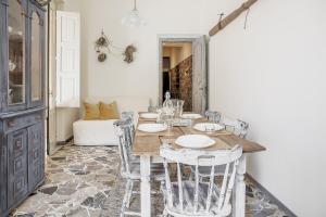 Casa Pozzillo con Cortile by Wonderful Italy