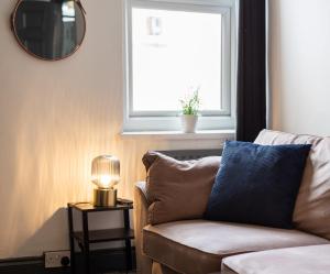 The Red Brick 3-Bedroom Flat City Retreat