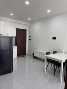 2BED Sunrise Riverside full nội thất - 20m to Q1