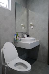 2BED Sunrise Riverside full nội thất - 20m to Q1
