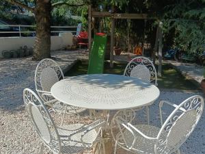 Au DOMAINE DE MONTPINS HAVRE DE PAIX 4 ETOILES