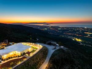 Theodoros Malaxa Retreat - Pool & Amazing View