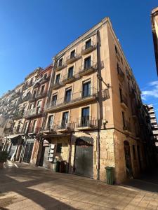 El balcó de la plaça de la font