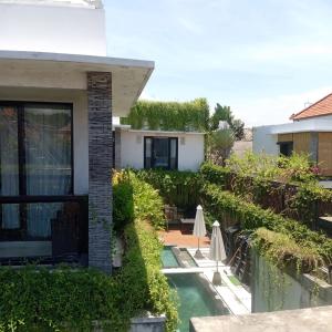 20 off Special Brilliant Location