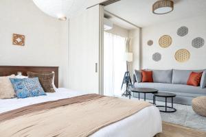 SHIPPO Residence Tsuruhashi 2BR Apartment with Home Theater