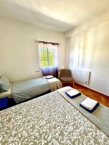 Holiday villa with pool near the ocean, fast internet, Aljezur