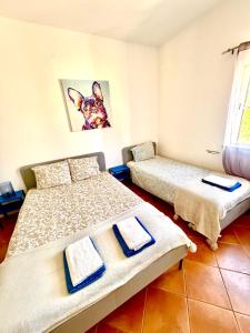 Holiday villa with pool near the ocean, fast internet, Aljezur
