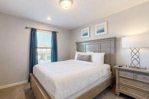 Limited-Time Special Discounts | Spacious Home w Pool and Resort Amenities