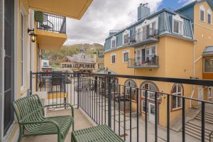 Le Deslauriers by Rendez-Vous Mont-Tremblant