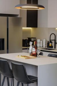 DalmaVita - Luxury Apartment with Private Garden, Just 5 Min Walk to Trogir UNESCO Heritage Center