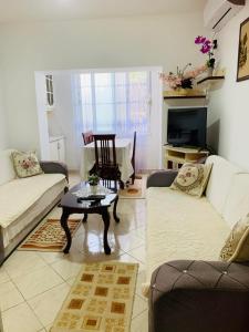 Central apartment, 5 minutes walking from beach