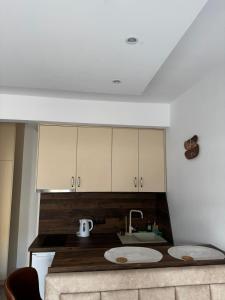 Cherry Apartments