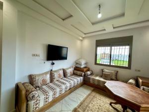 Peaceful farm with panoramic views and terraces
