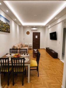 John Apartments Athens Center II