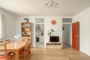 Historic Apartment in Old Town