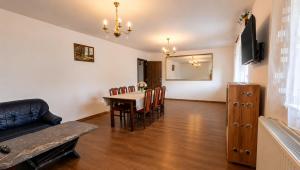 Pensiunea Alpin Marisel Self Check-in