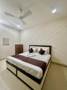 Hotel Triple A
