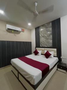 Hotel Triple A