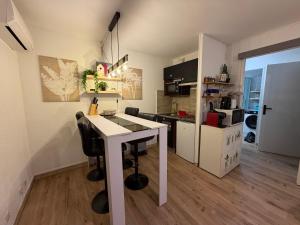 JolieT2 ,RDC,piscine,clim,parking,tennis ,Canet en Roussillon