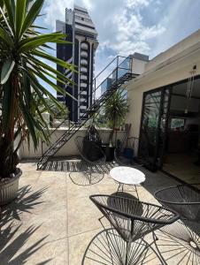 Bright Room with Terrace, Zona Rosa