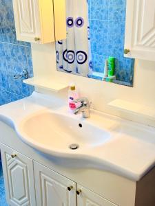 Port Limion Apartment