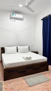Apartment B W Kitchen 5 Mins Beach 20 Mins Airport