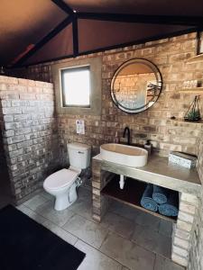 Orpheus Inn & Glamping