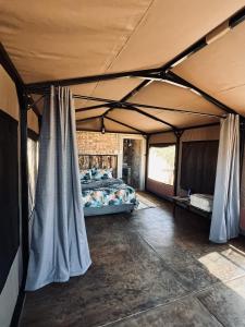 Orpheus Inn & Glamping