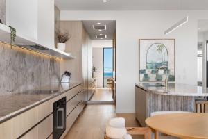 The Skyview - Panoramic Beach House with Lap Pool
