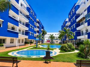 Spacious Family Apartment - Air Conditioning, Pool & Garden Views