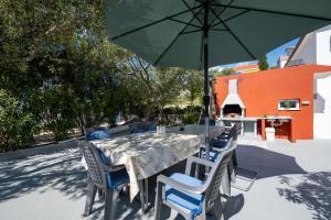 Apartment Stara Novalja 6301b