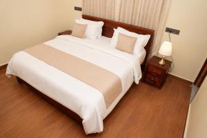 Meera Suites
