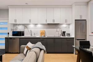 The North Shore Luxe Suite
