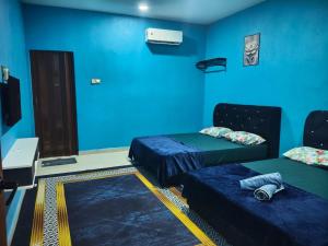 DBiru Guest Room