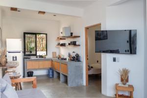 Private Pool, Sea view 4 Bd w big terrace CasaKuu