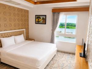Tây Nam 2 Hotel
