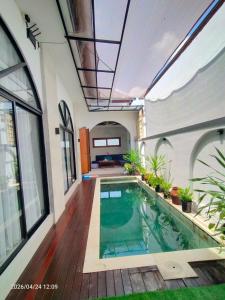 2 BR villa incl motorbike to use