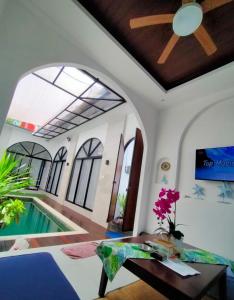 2 BR villa incl motorbike to use