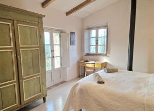 Beautiful Country House, Infinity Pool, Sea Views