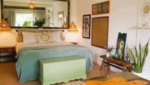 Charming 2BR Villa, private Pool, Lush Gardens, Cozy Escape - Villa Taje