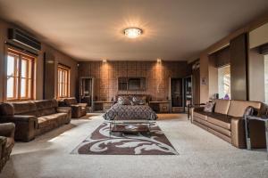 Villa Malom Luxury Resort