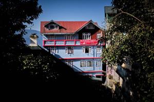 Himshikha Homestay