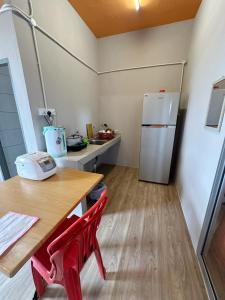 Baby Devil Studio 8 pax Homestay