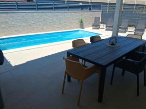 Villa OANA - PRIVAT POOL