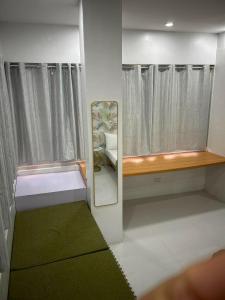 Kyles Bed and Breakfast DMall Boracay