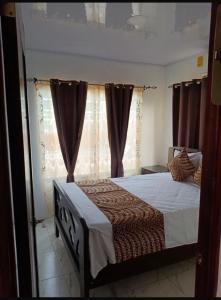 Family home Great parking 3 minutes from the beach