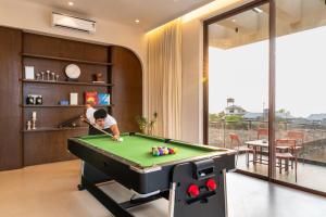 SaffronStays Mustang