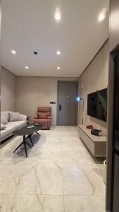 303 tara-JRE Jabal Al Lweibdeh with stunning view