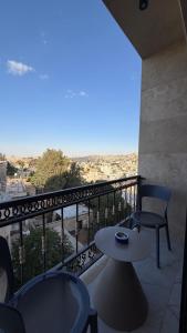 303 tara-JRE Jabal Al Lweibdeh with stunning view